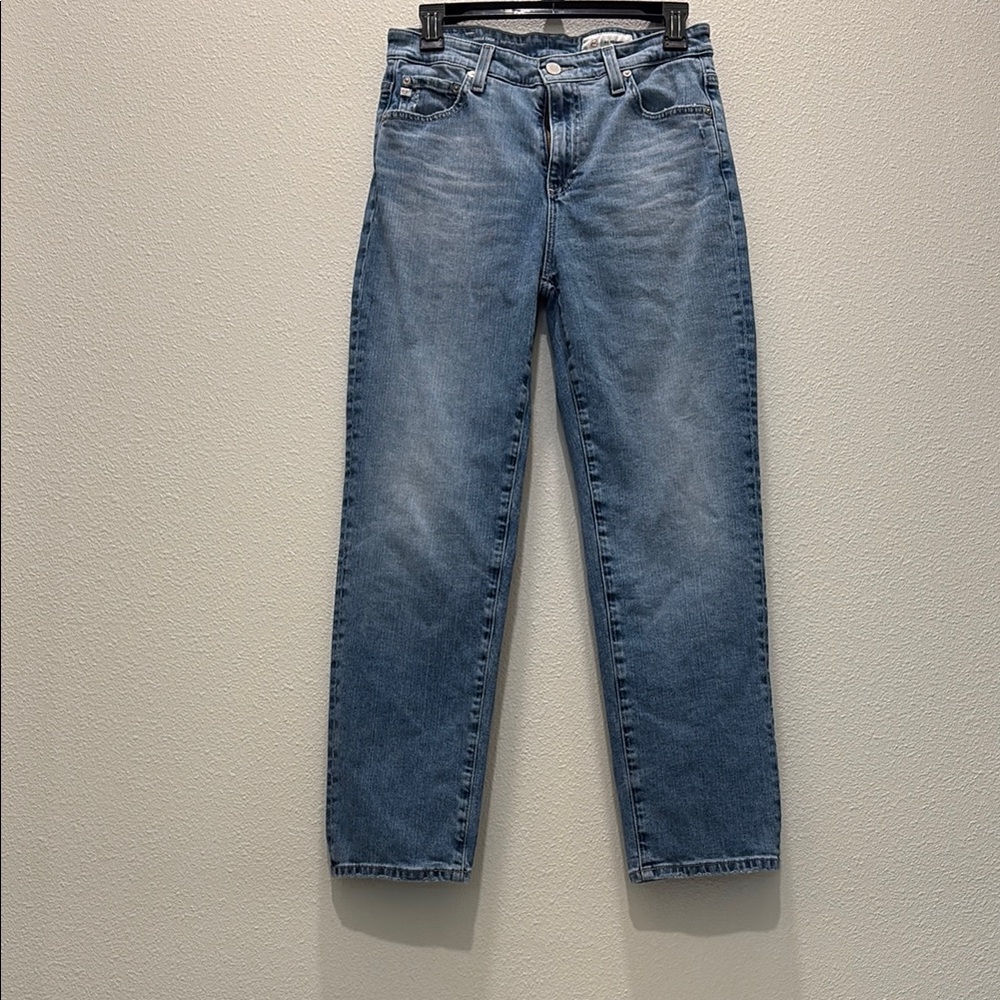 AG Adriano Goldschmied Light Blue Denim "Saige" High Rise Straight Leg size 28